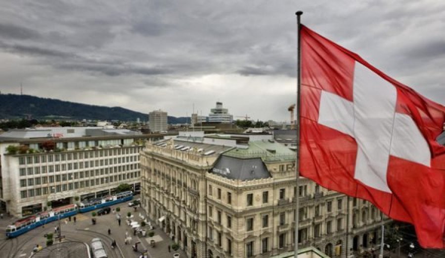 Dënohet 84-vjeçari që grabiste bankat në Zvicër