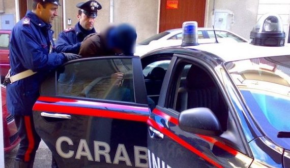 Sherr masiv mes shqiptarëve në Itali, plagosen 7 të mitur
