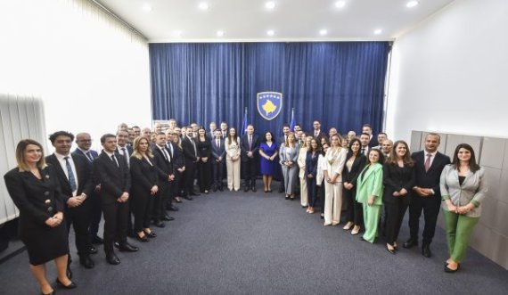 Presidentja Osmani dekretoi 48 gjyqtarë me mandat fillestar