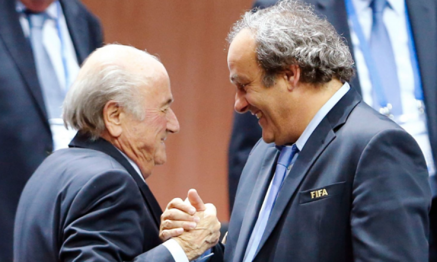 Sepp Blatter dhe Michel Platini lirohen nga akuzat për korrupsion