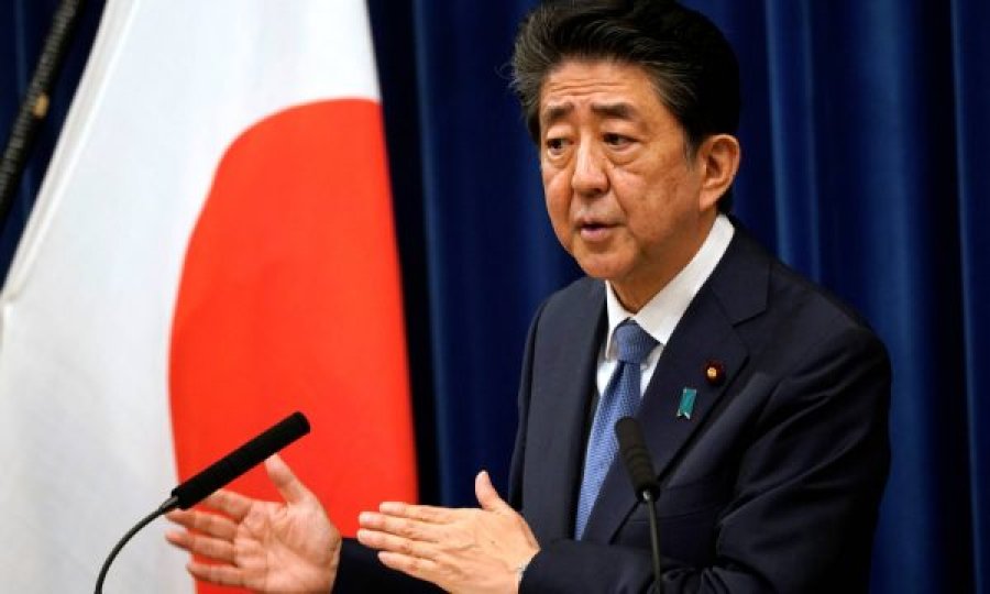 Ish-Kryeministri Shinzo Abe nuk u përballoi plagëve, vdes në spital