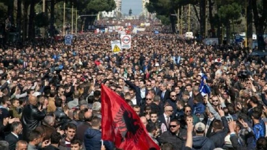 Protesta e Tiranës është fillimi dhe fundi i regjimitit totalitar të Edi Ramës
