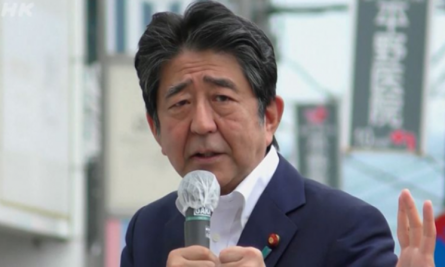 “Shinzo Abe, qëndro i fortë!”, liderët botërorë dënojnë sulmin ndaj ish-kryeministrit japonez