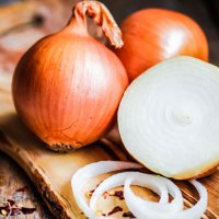 Sa të shëndetshme janë qepët