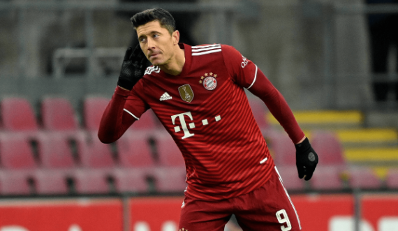 Lewandowski mund të luajë në sulm përkrah Ronaldos