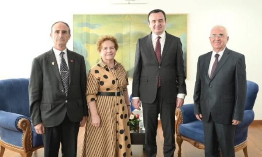 Kurti ka pritur në zyrë enveristët e Shqipërisë, të fundit thonë se te Kryeministri gjetën mbështetje të një ideje