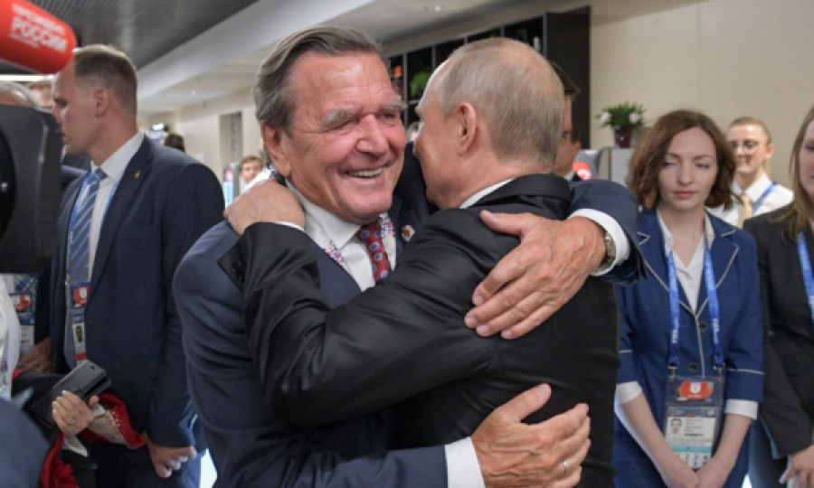 Ish-kancelari gjerman refuzon të ndërpresë lidhjet me Putinin