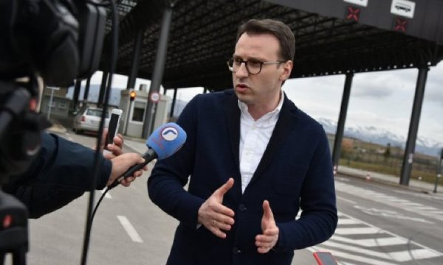Petkovic thotë se s’u lejua të futet në Kosovë për ta përuruar sheshin që financoi