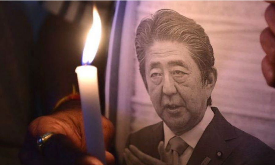Sot varroset ish-kryeministri Shinzo Abe