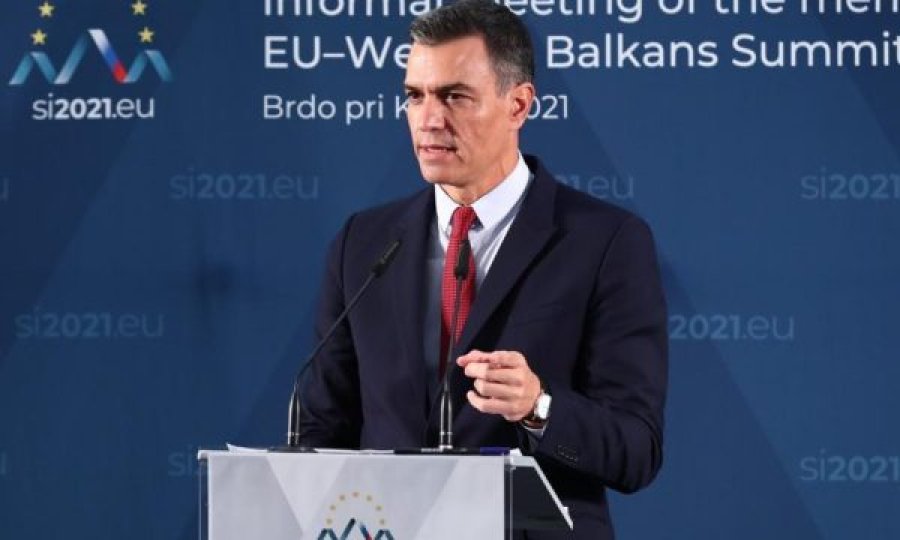 Analiza në 'El Pais' për shkrirjen e raporteve Madrid-Prishtinë: 'Të gjithë sytë kah Spanja' 