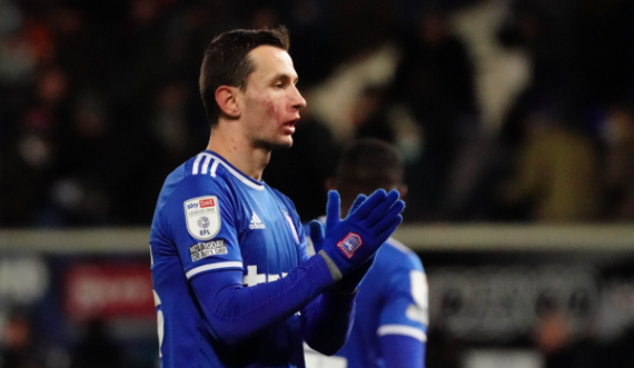 Bersant Celina nënshkruan me Kasimpasan