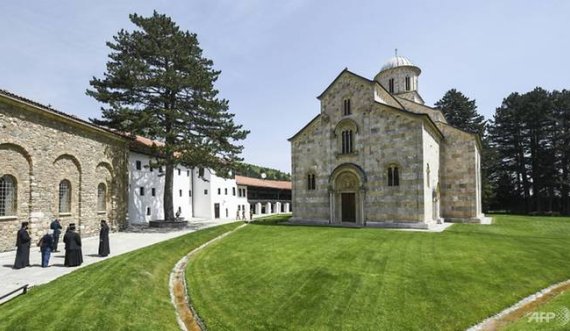 ”Europa Nostra” nuk ndërron qëndrim, Manastiri i Deçanit mbetet i rrezikuar