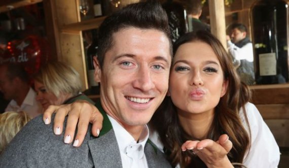 Gruaja e Lewandowskit flet rreth të ardhmes së polakut
