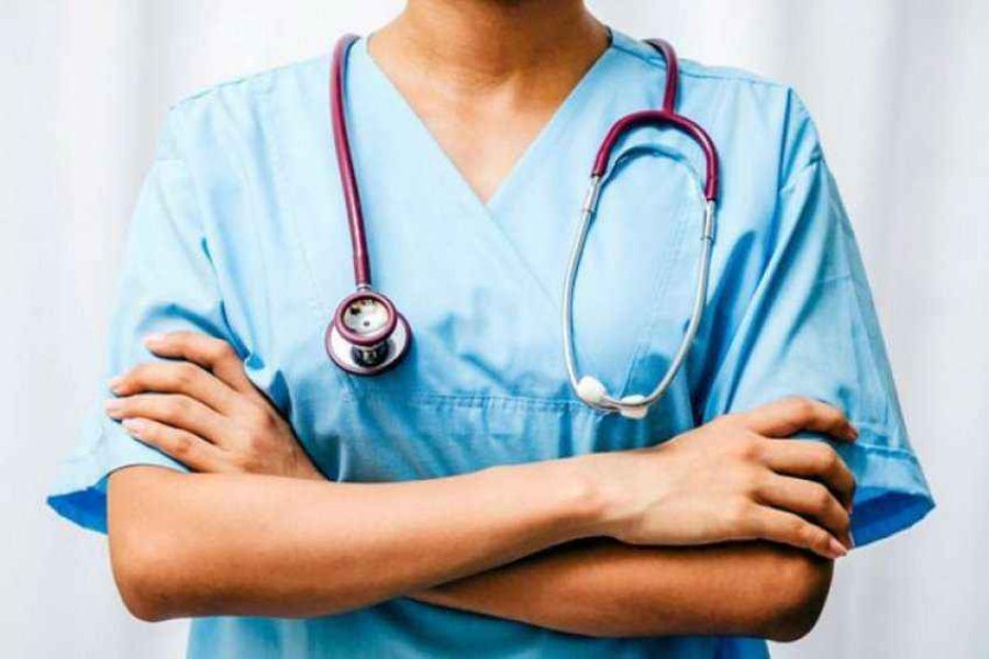 Do t’i kërkohet Ministrisë së Shëndetësisë që të shtohet numri i infermierve