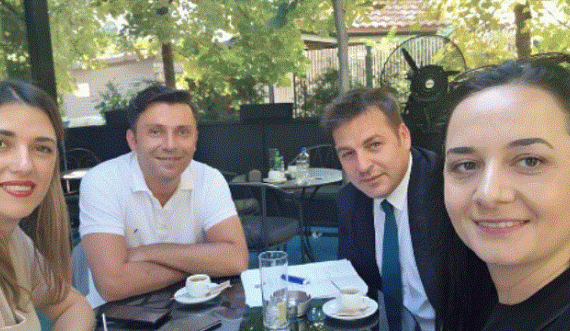 Fitore Pacolli feston me kolegë pas kërcënimit që ua bëri mediave