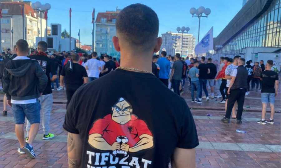 Nis grumbullimi i tifozëve për ndeshjen Llapi-Buducnost