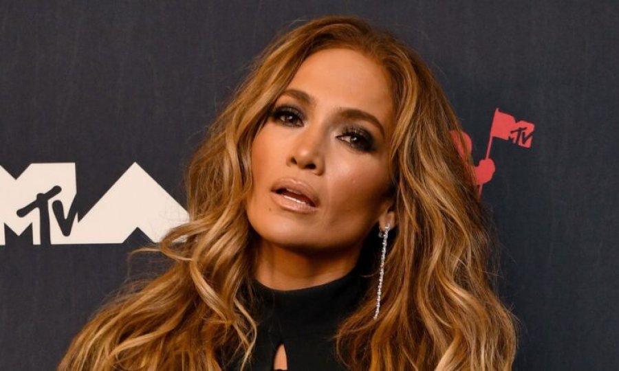 Jennifer Lopez zbuloi “sekretin” e bukurisë dhe qenka kaq i thjeshtë!