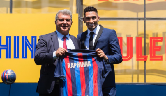 Raphinha prezantohet te Barcelona
