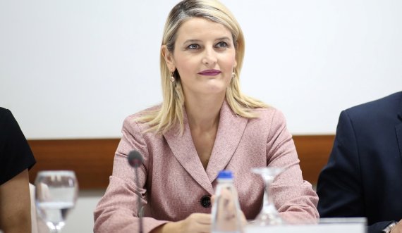 Gjykimi ndaj ish-ministres Dhurata Hoxha, mbrojtja konsideron se aktakuza nuk ka mbështetje ligjore