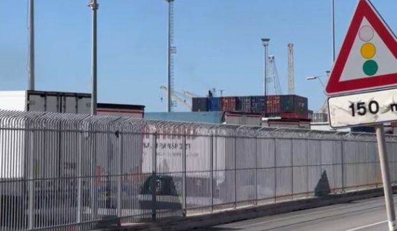 Kontejneri i hapur, arrestohen 20 persona, 16 punonjës në Portin e Durrësit