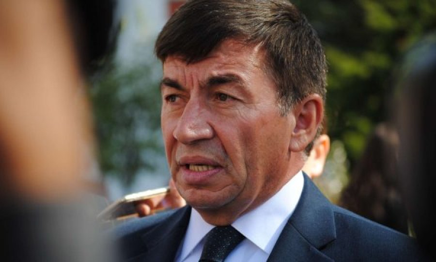 Bajrami viziton ish-krerët e UÇK-së në Hagë