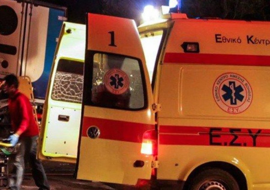E rëndë në Greqi, humb jetën në aksident rrugor 23-vjeçar shqiptar