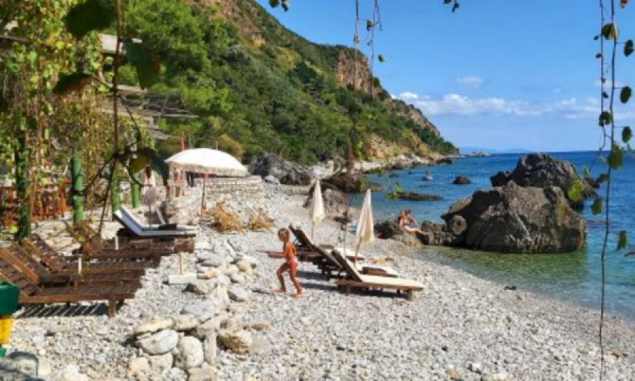 Vetëm për gratë me mbulesë po hapet plazhi në Ulqin