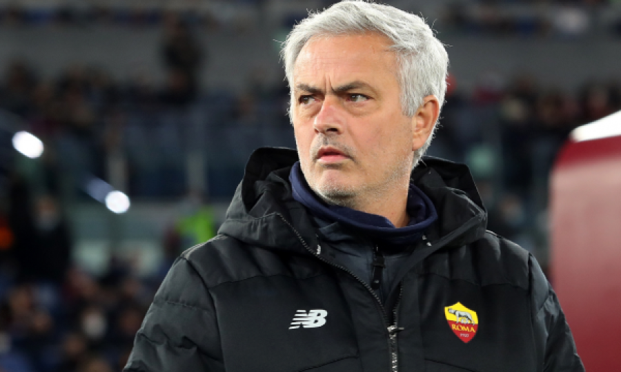  Mourinho nuk e ka përfunduar projektin te Roma, e dëshiron edhe mesfushorin e PSG-së 