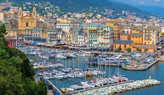 10 portet më të bukura në Europë, mes tyre edhe një në Shqipëri