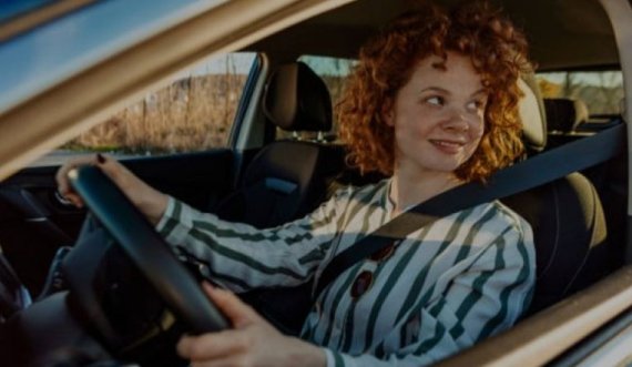 Gratë janë shofere më të mira sesa burrat