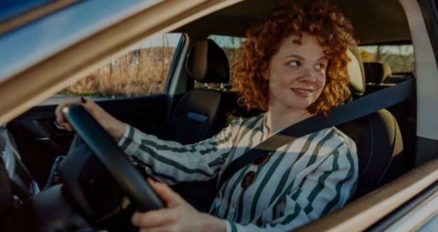 Gratë janë shofere më të mira sesa burrat