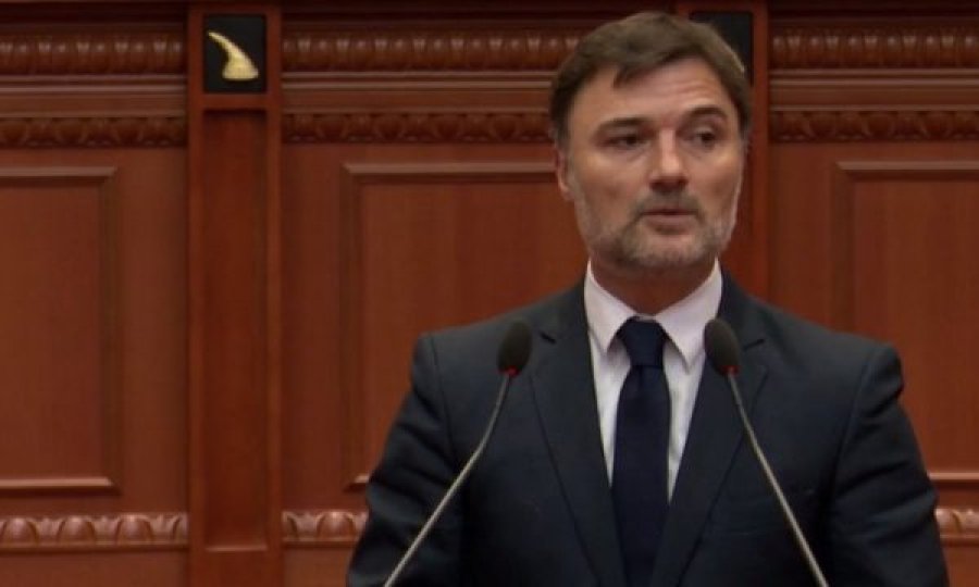Alibeaj: Parlamenti të njohë genocidin serb në Kosovë, ju keni frikë të votoni
