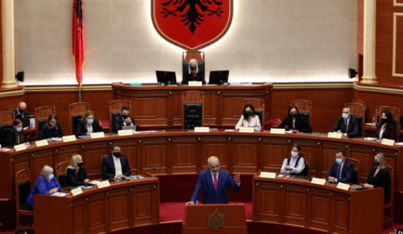 Çfarë thuhet në rezolutën kundër raportit të Dick Martyt, që e miratoi mbrëmë Kuvendi i Shqipërisë