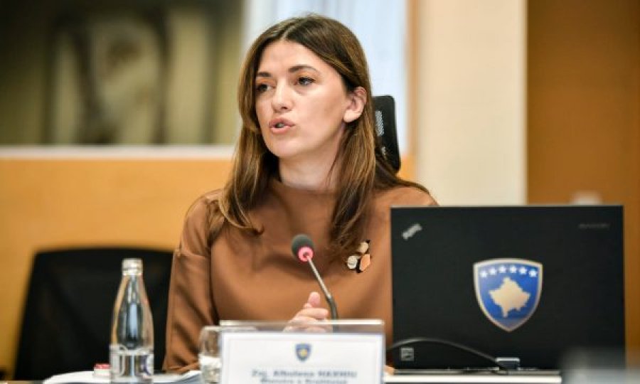 Nënshkruhet vendimi: zbriten çmimet për shërbimet noteriale
