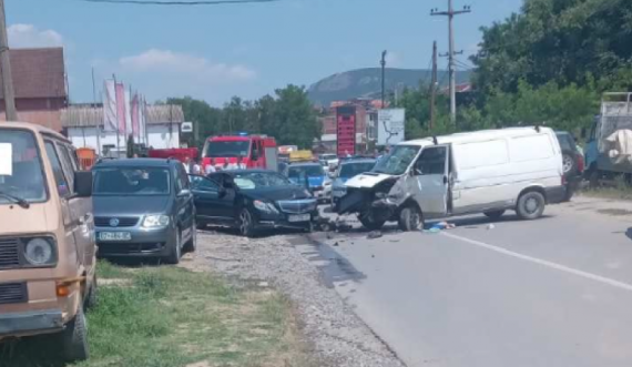 Pamje nga aksidenti me fatalitet në Rahovec