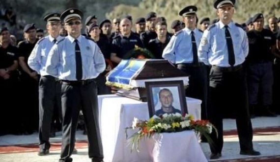 Rrëfimi për Enver Zymberin: Tetë herë e kthyem në jetë, por plagët ishin të rënda