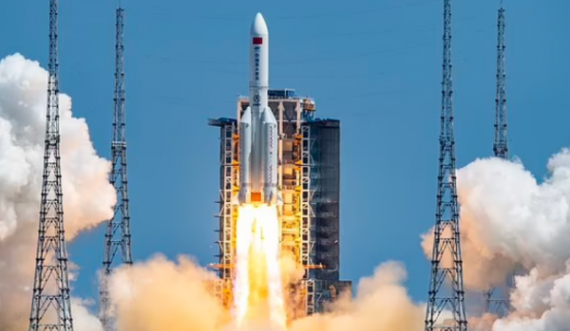 'SpaceX' anulon lëshimin testues të raketës