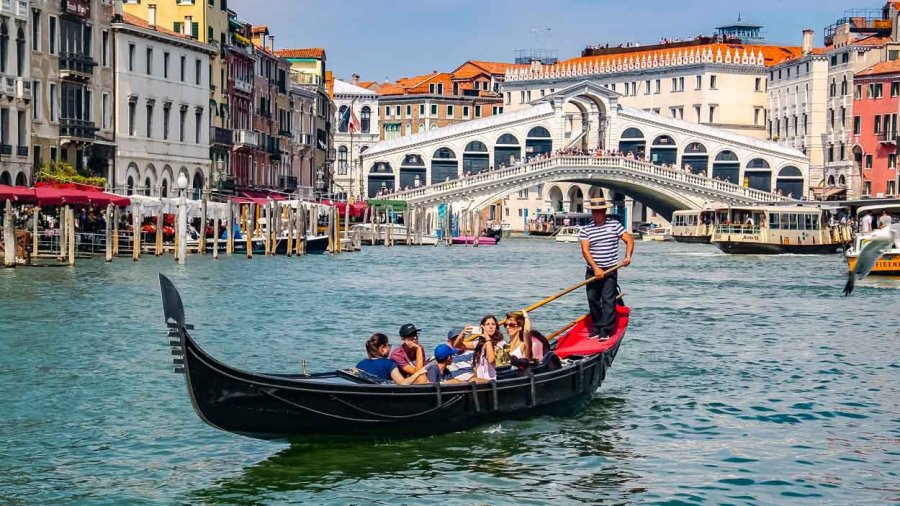 UNESCO nuk do ta përfshijë Venecian në monumentet e rrezikuara