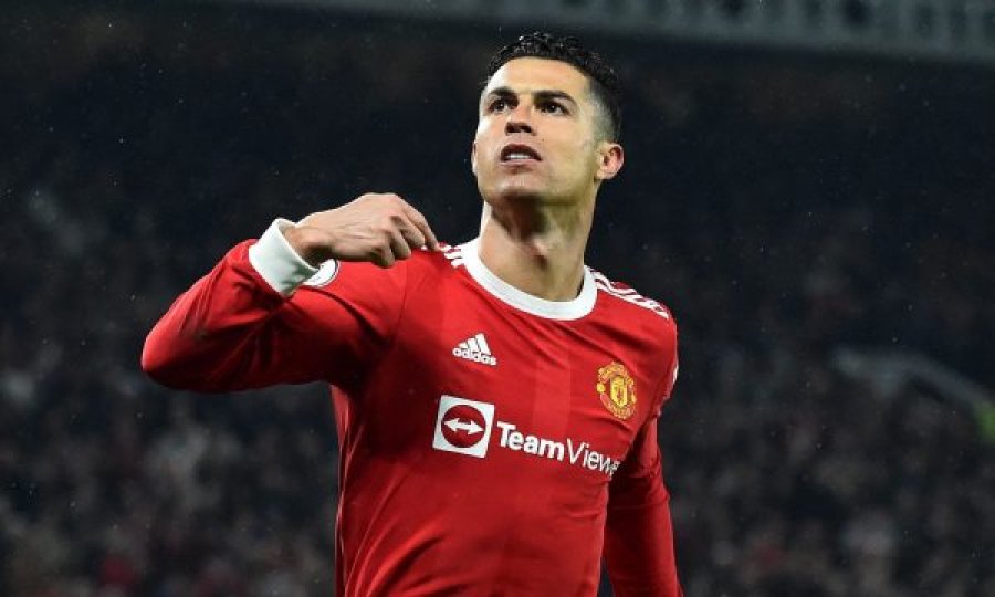 Ronaldo  po  kërkon të largohet, këmbëngul  për  shkëputjen e kontratës me Man Utd