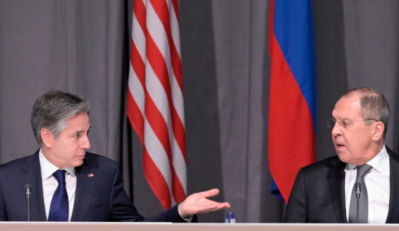 Zhvillim i papritur, Blinken e Lavrov për herë të parë në telefon pas luftës në Ukrainë