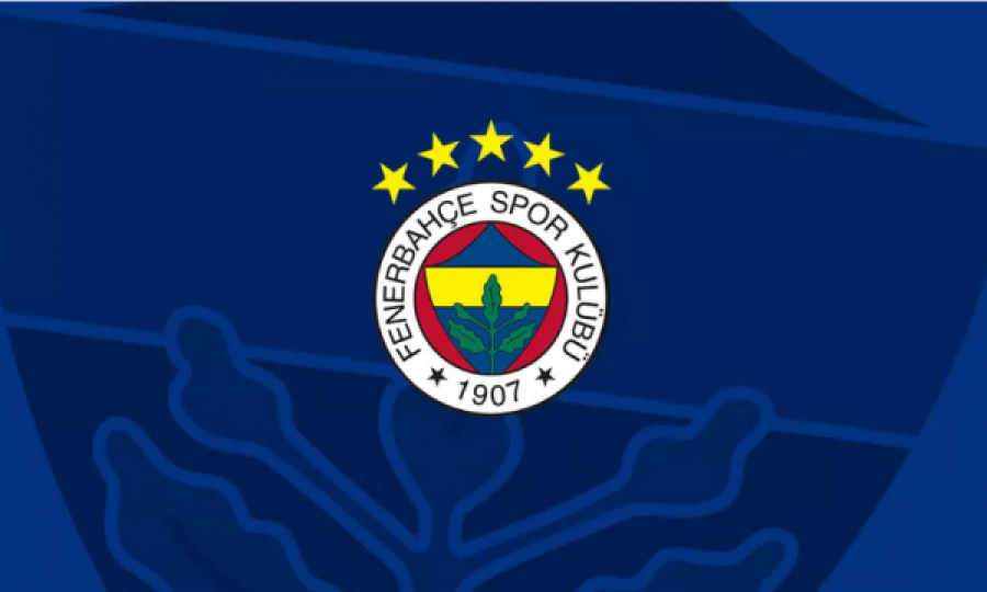 Fenerbahçe reagon pasi tifozët e tyre brohoritën emrin e Putinit – fajësojnë portierin e Dinamo Kievit