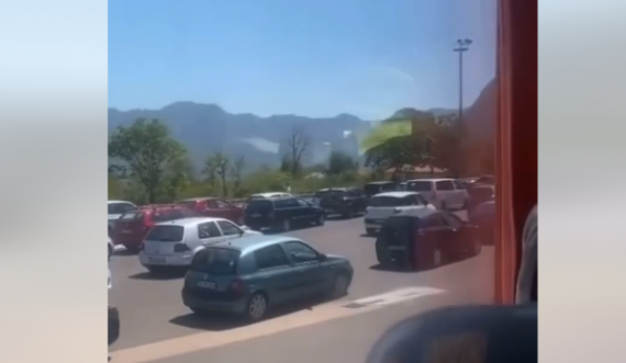Abazoviq me këtë video demanton ata që thonë se sivjet s’ka turistë në Mal të Zi