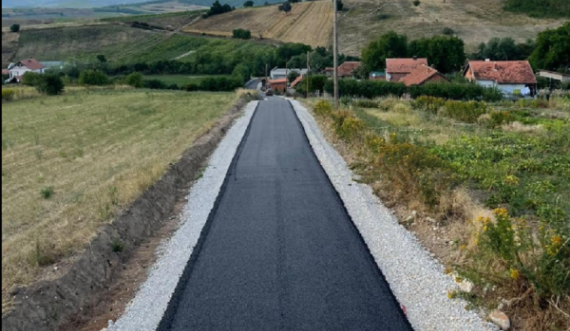 'Autobani' i Vushtrrisë që mezi e zë një veturë