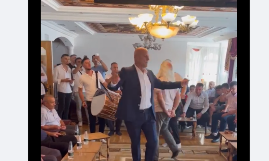 Gani Geci publikon një video të re duke vallëzuar