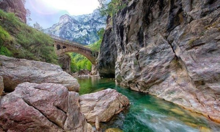 “Blick” i bën reklamën e bukur Kosovës: Këto vende ia vlen të vizitohen