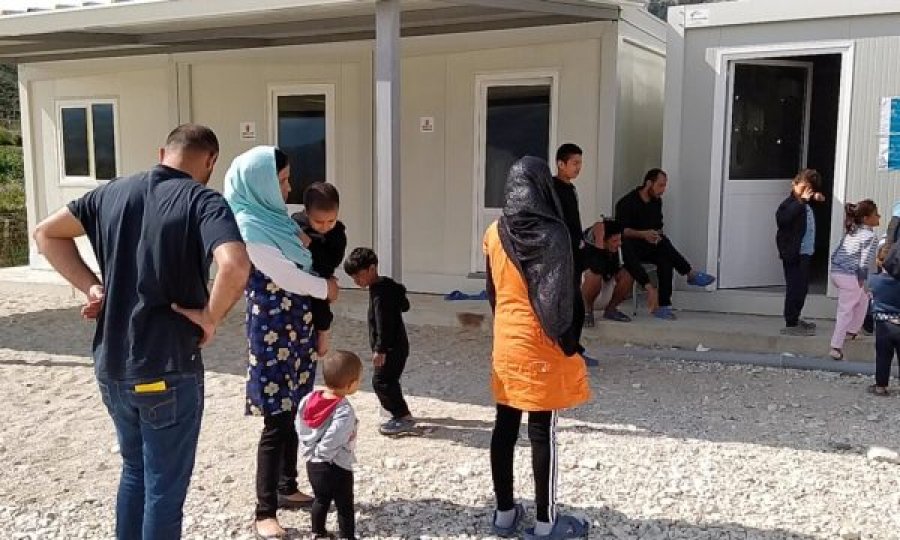 Afganët e strehuar në Shqipëri ngrihen në protestë