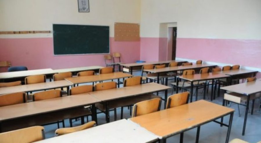 Policia konfirmon rrahjen mes profesorit dhe nxënësit në shkollën e mesme në Gjilan