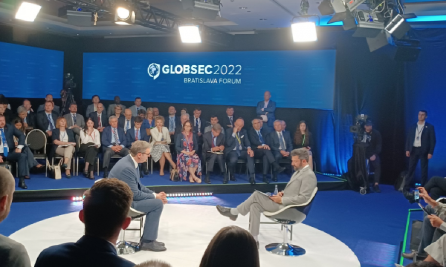 Vuçiq: S’mund ta humbim mbështetjen e Rusisë për Kosovën