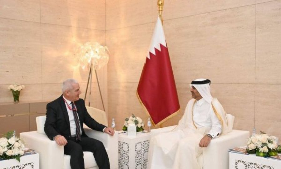 Ku do të mbetet ora 20 mijë dollarëshe që iu dha Xhelal Sveçlës në Katar