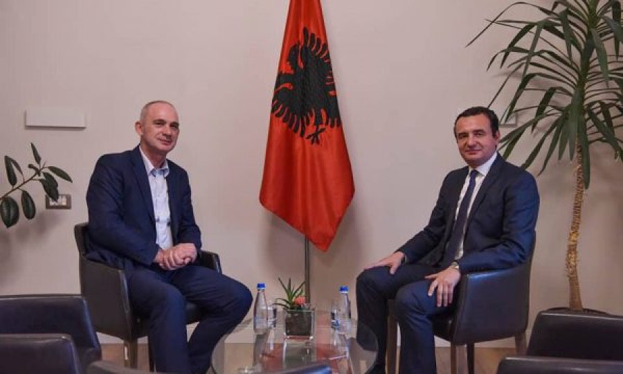 Deputeti Fatmir Humolli: E ka gabim Vetëvendosja dhe Ministri, nuk ka të drejtë kerkush të luaj me veteranët